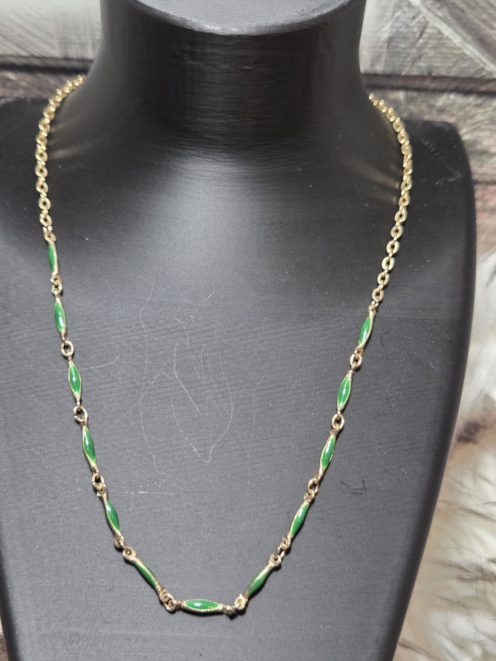Sarah Coventry Gold-Tone Necklace with Green Enamel Marquise Links